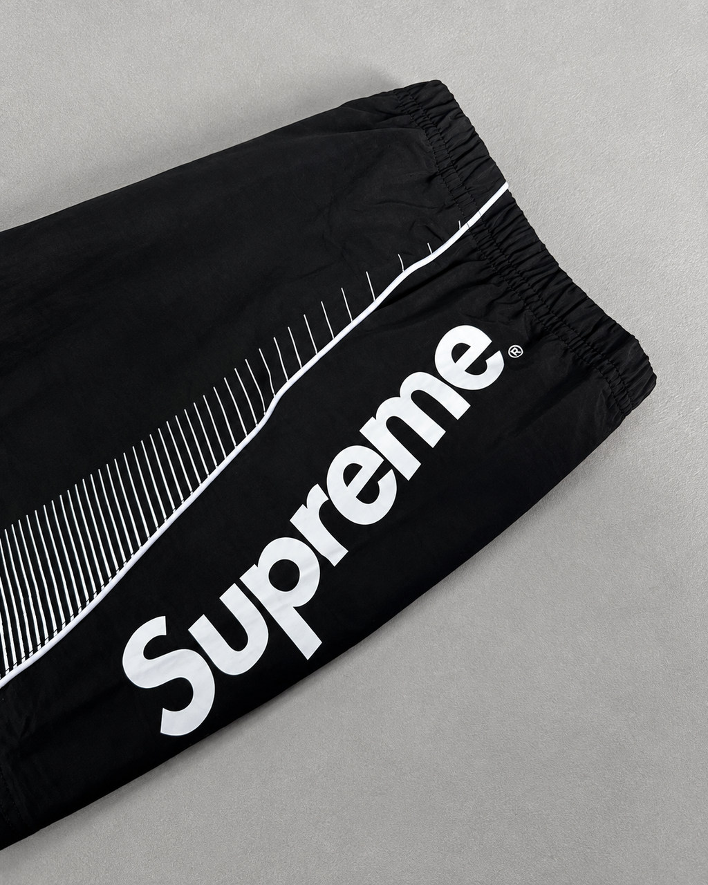 Czarny Komplet Ortalionowy Supreme x Umbro Retro Football