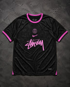 PSG x Stüssy T-Shirt Schwarz Pink