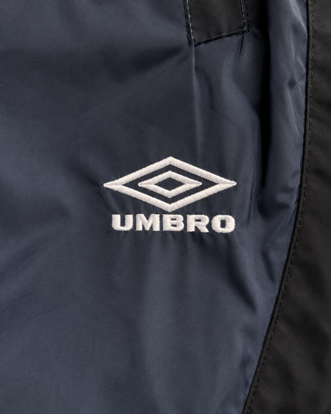 Granatowy Komplet Ortalionowy Supreme x Umbro Gradient