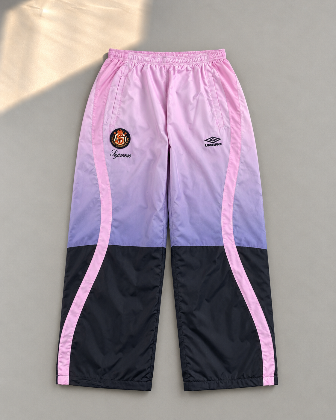 Różowy Komplet Ortalionowy Supreme x Umbro Gradient
