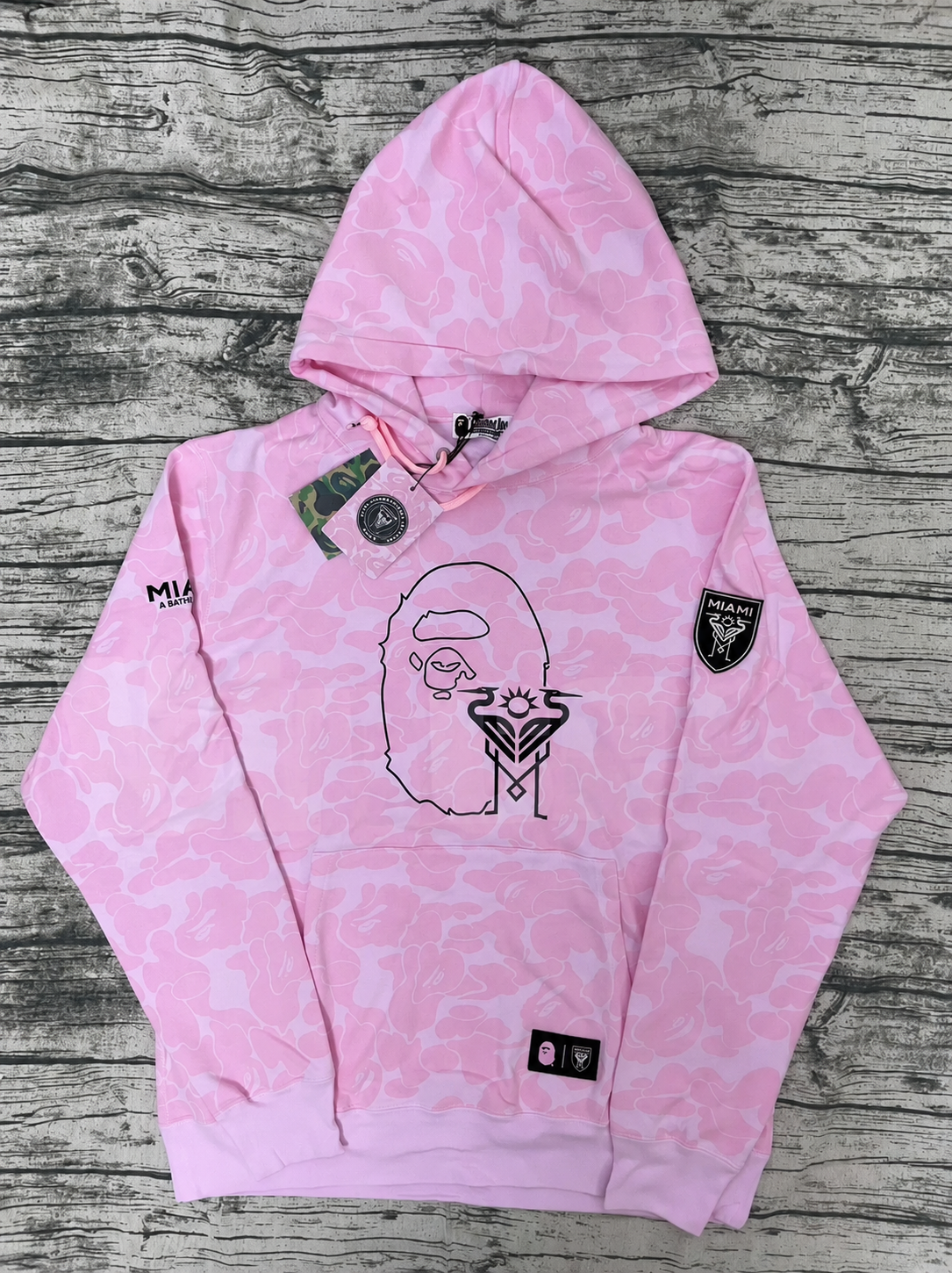 Różowa Bluza Inter Miami x BAPE