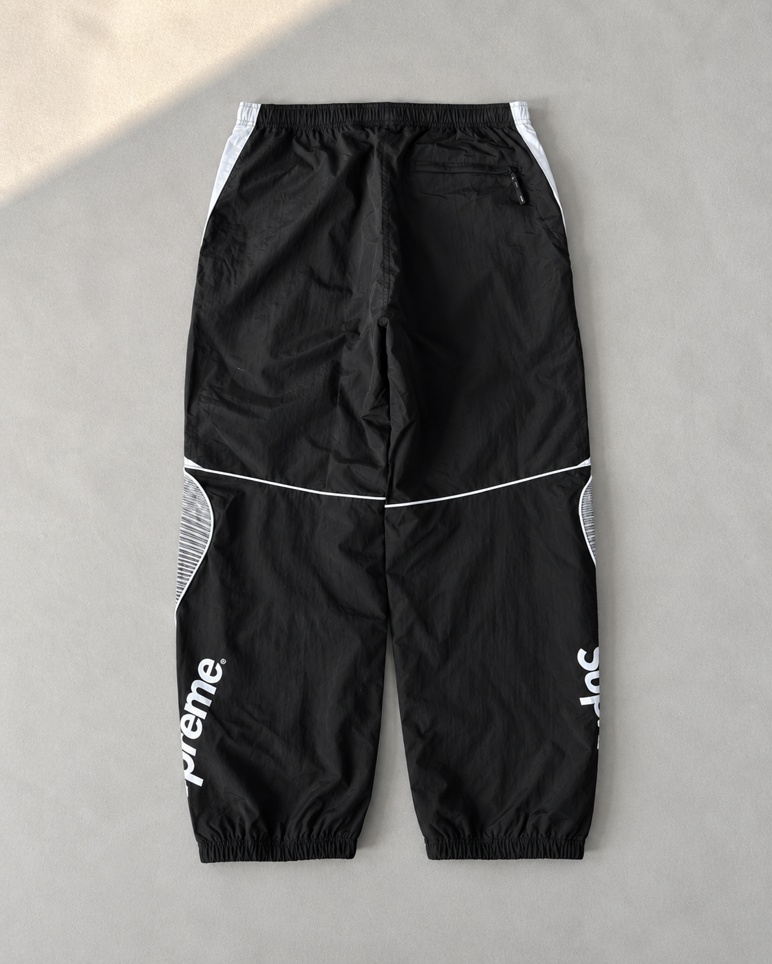 Czarny Komplet Ortalionowy Supreme x Umbro Retro Football